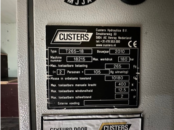 Vazdušna platforma montirana na kamion custers T265-18: slika 4
