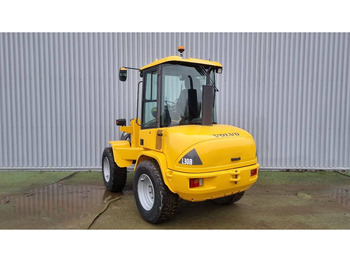 Utovarivač točkaš Volvo L30 B, Hjullastare: slika 3