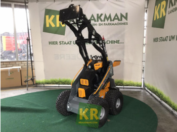 Mini utovarivač novi SK252D Giant: slika 5 Mini utovarivač novi SK252D Giant: slika 5