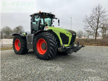Traktor CLAAS Xerion 4000