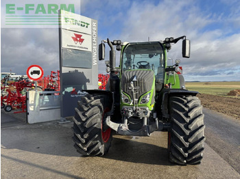 Traktor FENDT 724 Vario