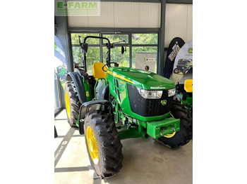 Traktor JOHN DEERE 5050E