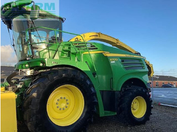 Kombajn za stočnu hranu John Deere 8700: slika 2