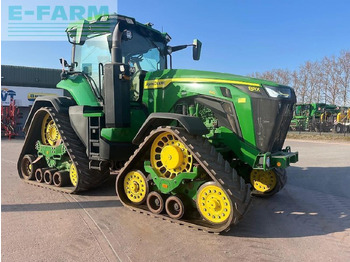 Traktor JOHN DEERE