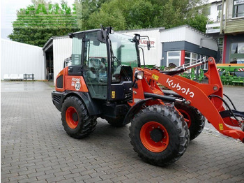 Mini bager Kubota r090: slika 4