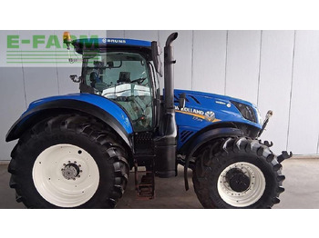Traktor NEW HOLLAND T7