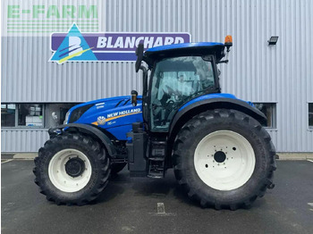 Traktor NEW HOLLAND T6.145