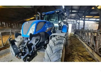 Traktor NEW HOLLAND T7