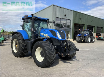 Traktor NEW HOLLAND T7