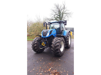 Traktor NEW HOLLAND T7.270