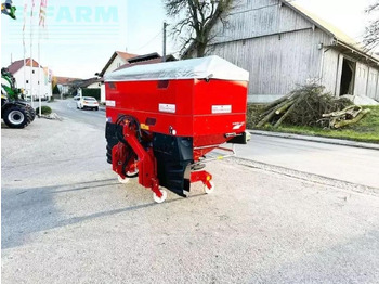 Rasipač veštačkog đubriva RAUCH
