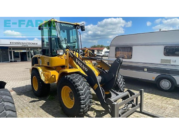 Mini bager VOLVO L30