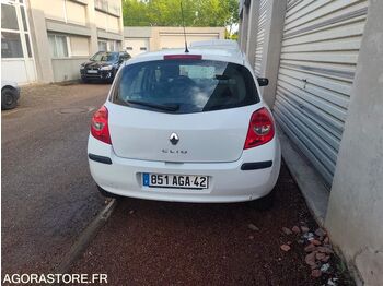 Automobil RENAULT