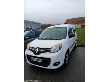 Automobil RENAULT