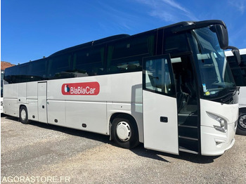 Turistički autobus