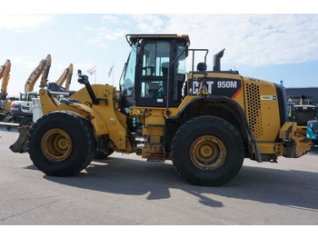 Utovarivač točkaš CATERPILLAR 950M