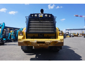Utovarivač točkaš CAT 972 K: slika 5