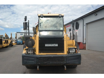 Zglobni kiper Komatsu HM300-1: slika 2