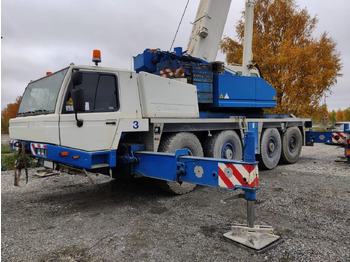 Autokran za sve terene TADANO ATF 90G-4