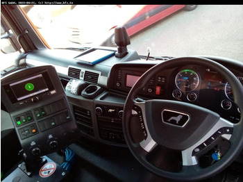 Autočistilica MAN TGM 15.290 4x2 BL CityFant 6000 SH Doppelseitige: slika 4 Autočistilica MAN TGM 15.290 4x2 BL CityFant 6000 SH Doppelseitige: slika 4