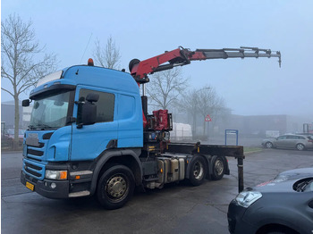 Kamion sa dizalicom SCANIA P 450