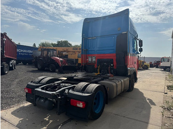 Tegljač DAF XF 450 4X2 EURO 6 MEGA: slika 4 Tegljač DAF XF 450 4X2 EURO 6 MEGA: slika 4