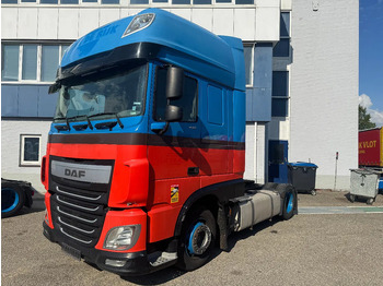 Tegljač DAF XF 440