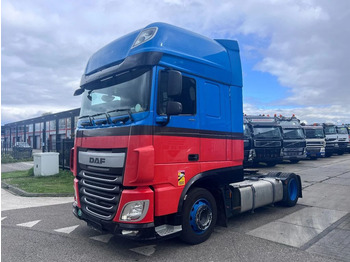 Tegljač DAF XF 440