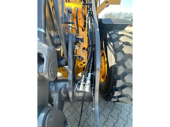 Utovarivač točkaš Volvo L 90 H: slika 5