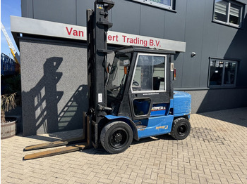 Dizel viljuškar Caterpillar DP35K: slika 2