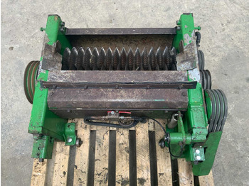 Poljoprivredna mašina JOHN DEERE