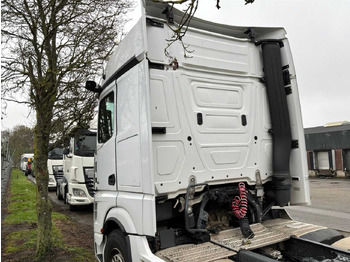 Kamion 2019 MERCEDES-BENZ ACTROS SEMI-TRAILER TRACTOR 85-BTF-7: slika 3 Kamion 2019 MERCEDES-BENZ ACTROS SEMI-TRAILER TRACTOR 85-BTF-7: slika 3