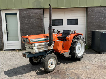 Mali traktor KUBOTA B series