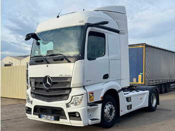 Kamion MERCEDES-BENZ Actros 1845