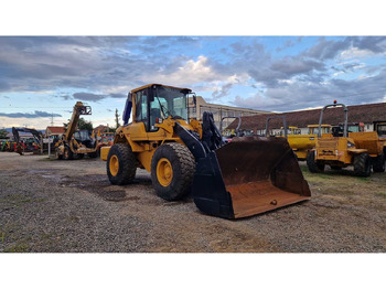 Utovarivač točkaš VOLVO L90F