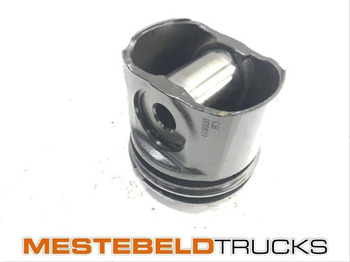 Motor i delovi SCANIA 4
