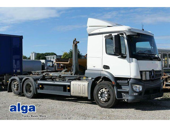 Kamion sa hidrauličnom kukom MERCEDES-BENZ Actros 2543