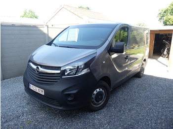 Automobil OPEL