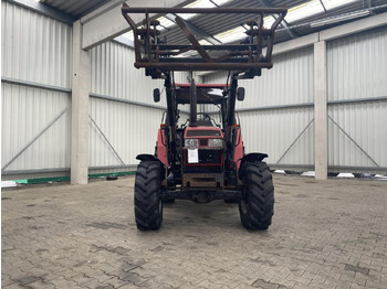 Traktor Case-IH 3230: slika 2