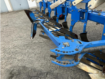 Plug Lemken Juwel 8 MV 5+1 N 100: slika 4 Plug Lemken Juwel 8 MV 5+1 N 100: slika 4