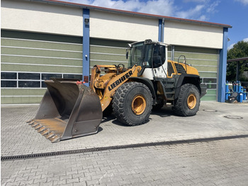 Utovarivač točkaš LIEBHERR L 576