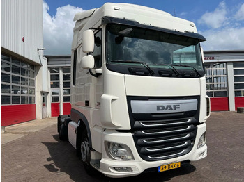 Tegljač DAF XF 460