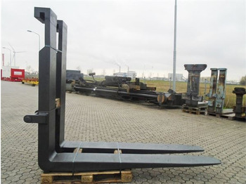 Terminalni traktor MAFI