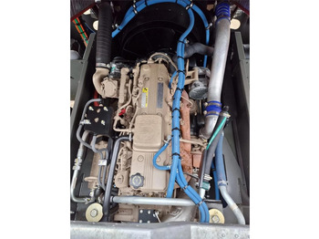 Terminalni traktor TERBERG