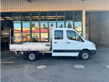 Dostavno vozilo sa otvorenom sandukom, Dostavno vozilo sa duplom kabinom MERCEDES 316 CDI: slika 4