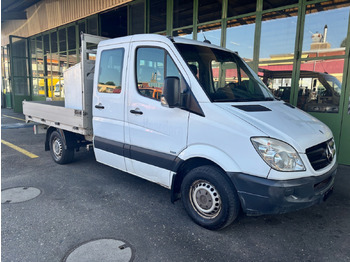 Dostavno vozilo sa otvorenom sandukom MERCEDES-BENZ