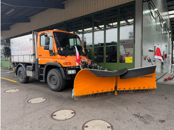 Korisno/ Posebno vozilo UNIMOG U300