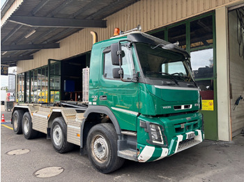 Kamion sa hidrauličnom kukom VOLVO FMX 500