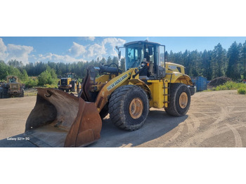 Utovarivač točkaš NEW HOLLAND W270