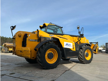 Teleskopski upravljač JCB